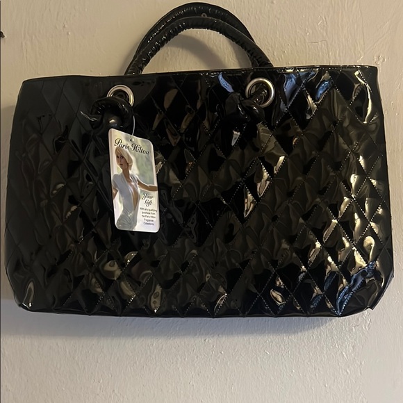 Paris Hilton Black Quilted Tote with Glossy Finish - Picture 1 of 3